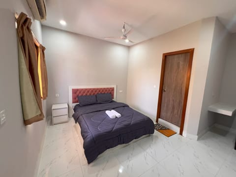 Basic Double Room | Free WiFi