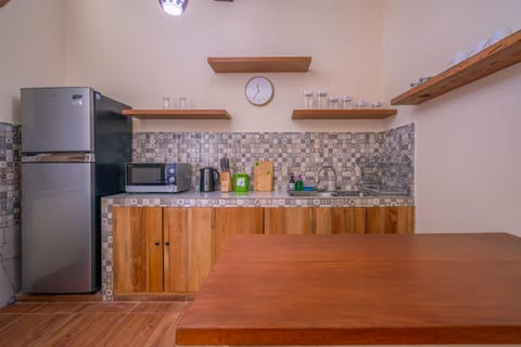 Standard Villa | Private kitchen | Fridge, microwave, stovetop, electric kettle