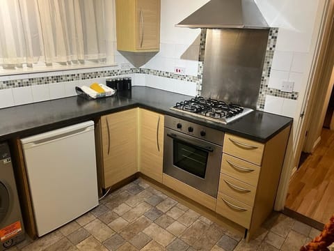 Family Apartment, 2 Bedrooms | Private kitchen | Fridge, microwave, oven, dishwasher