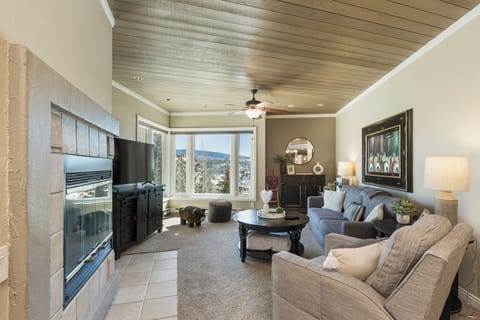 Main Living Space - TV, Deck, King Pull Out Sofa and Fireplace (Firewood Provided)