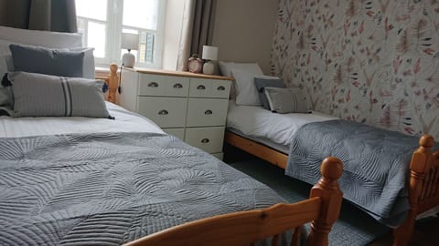 Bedroom 3 1er étage. (2)