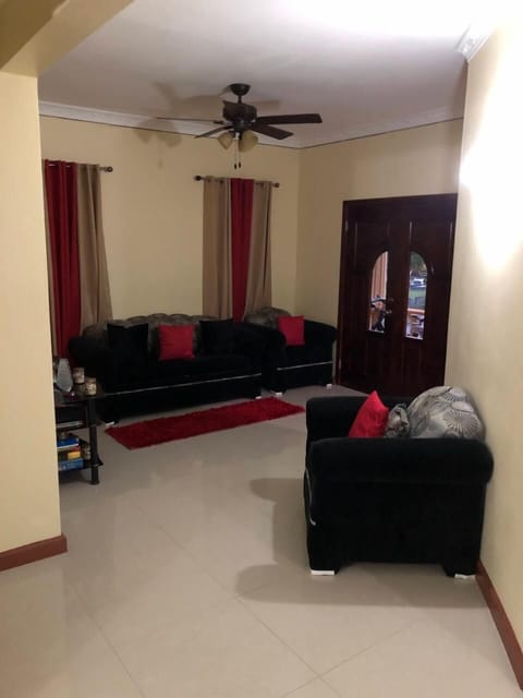 Apartment, 2 Bedrooms, Non Smoking | Living area