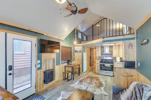 House (1 Bedroom) | Interior