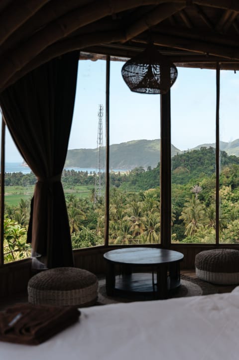 Exclusive Villa, 1 King Bed, Ocean View | Desk, free WiFi