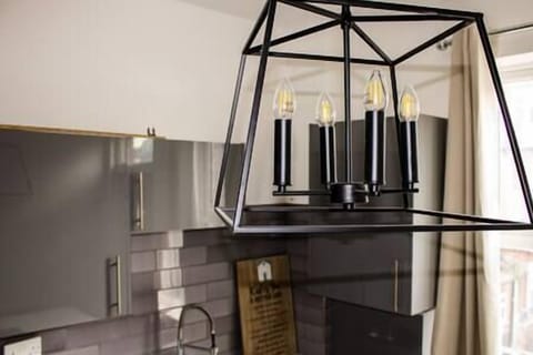 255e3c0f 3eee 4065 a645 4e959103763b