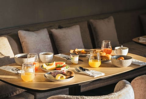 Daily buffet breakfast (EUR 14 per person)