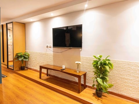 Standard Apartment, Women only | Living area | 45-inch LCD TV with satellite channels