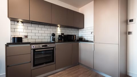 Apartment | Private kitchen | Fridge, microwave, oven, stovetop