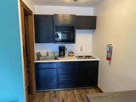 Feel right at home with a charming kitchenette that makes whipping up breakfast or prepping a picnic a breeze