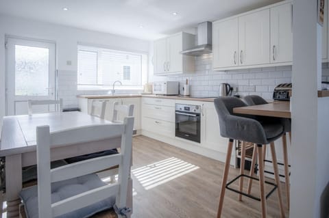 Eddie's - 2 Bedroom Chalet – Scurlage (4837)