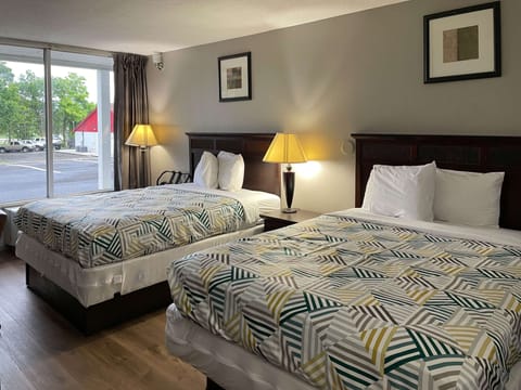 Deluxe Room, 2 Queen Beds, Non Smoking, Refrigerator & Microwave | Free WiFi