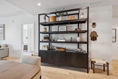 1711470517983-2186-19