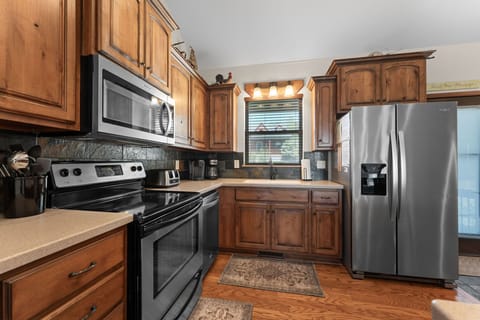 The kitchen is stocked and with all you might need to cook up your favs!