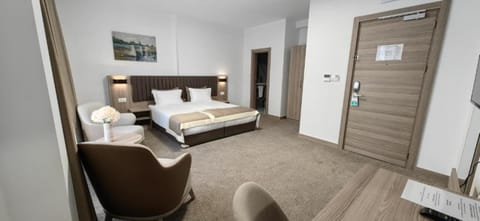 Deluxe Double Room, City View | Premium bedding, minibar, in-room safe, desk