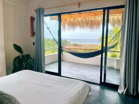 THIS IS YOUR WAKE UP VIEW, GIRLS LOVE IT CASA.LEAH