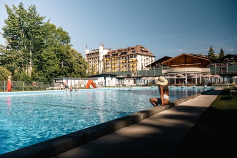 Indoor pool, 2 outdoor pools, pool umbrellas, sun loungers