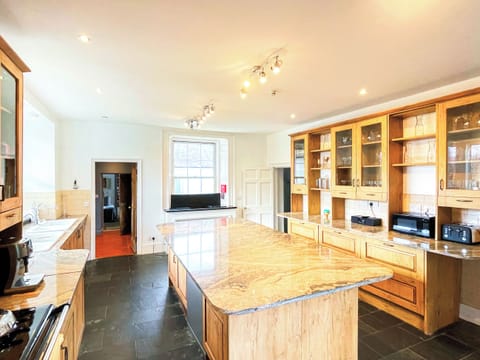 Kitchen | Colzium Farmhouse, Kirknewton, near Edinburgh