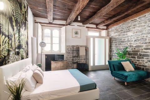 Apartment | Iron/ironing board, free WiFi