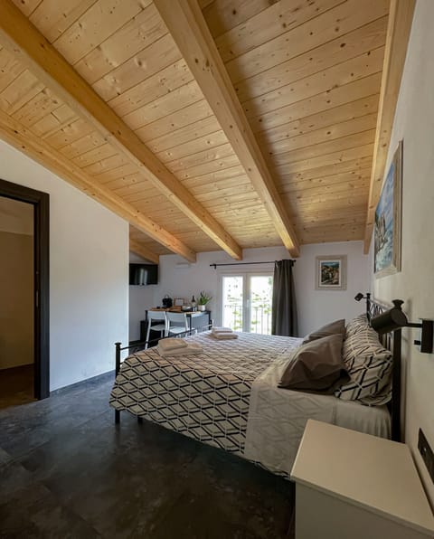 Standard Double Room | Down comforters, memory foam beds, in-room safe, desk