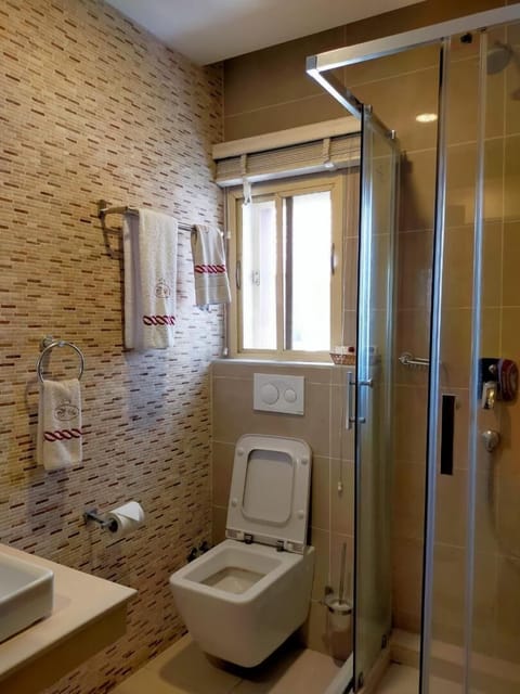 Classic Single Room | Bathroom