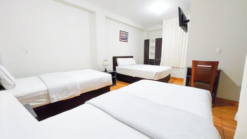 Family Triple Room | Free WiFi, bed sheets