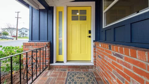 Nestled near historic Old Folsom, our cozy duplex offers comfort and convenience