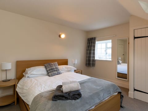 Furniture, Property, Comfort, Window, Azure, Wood, Building, Bed Frame, Shade