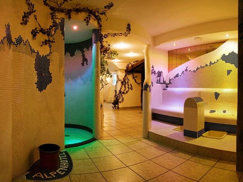 Light, Lighting, Interior Design, Art, Wall, Floor, Flooring, Building, Tints And Shades, Houseplant