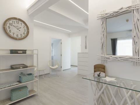 Furniture, Property, Plant, Comfort, Textile, Wood, Interior Design, Cabinetry, Houseplant, Flooring