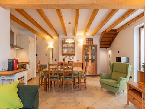 Table, Furniture, Building, Couch, Interior Design, Chair, Wood, Yellow, Flooring, Floor