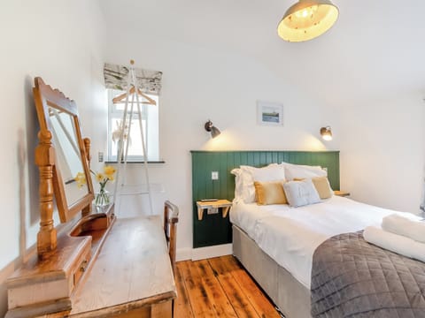 Double bedroom | Ty Rhiw, Cilgerran