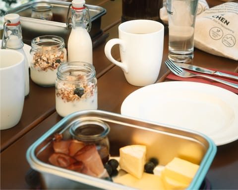 Daily continental breakfast for a fee