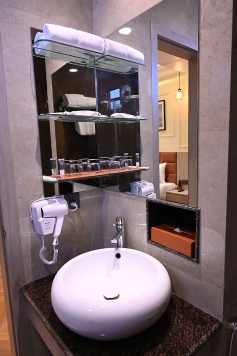 Luxury Room | Bathroom | Free toiletries, hair dryer, slippers, towels