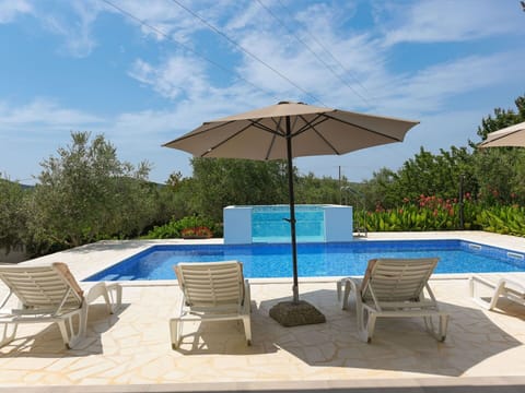 Sky, Plant, Furniture, Cloud, Swimming Pool, Water, Chair, Outdoor Furniture, Shade, Sunlounger