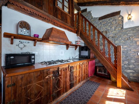 Cabinetry, Wood, Lighting, Countertop, Interior Design, Kitchen, Stairs, Wood Stain, Kitchen Stove, Floor