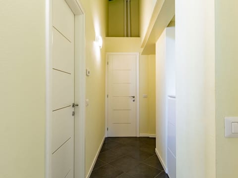 Sky, Building, Property, Table, Furniture, Cloud, Mountain, Interior Design, Outdoor Furniture, Wood