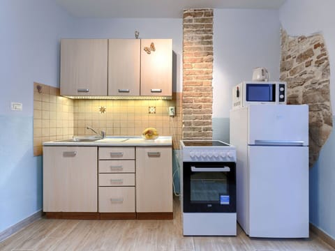 Furniture, Property, Cabinetry, Picture Frame, Window, Building, Comfort, Azure, Drawer, Wood