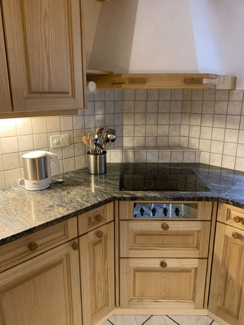 Building, Cabinetry, Wood, House, Interior Design, Flooring, Countertop, Floor, Tap, Hardwood