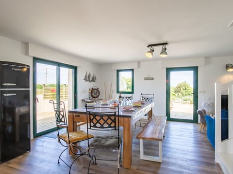 Picture Frame, Table, Wood, Chair, Door, Houseplant, Living Room, Window, Floor, Flooring