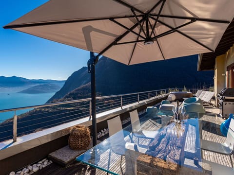 Water, Sky, Azure, Shade, Outdoor Furniture, Swimming Pool, Chair, Wood, Leisure, Real Estate