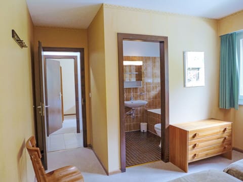 Building, Wood, Interior Design, Comfort, Door, Window, Bed Frame, Drawer, Shade