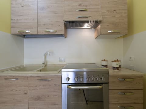 Countertop, Cabinetry, Building, Property, Furniture, White, Kitchen Sink, Kitchen, Drawer, Wood