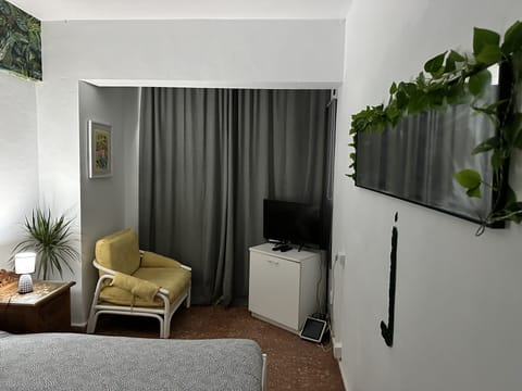 Basic Double Room | Free WiFi