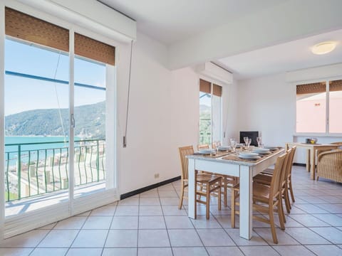 Furniture, Table, Window, Building, Wood, Chair, Architecture, Interior Design, Flooring, Floor