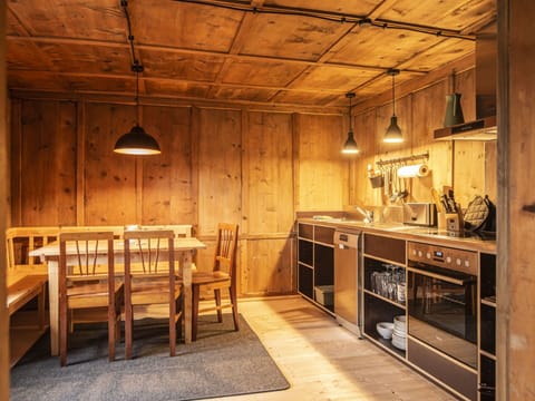 Table, Property, Furniture, Plant, Tableware, Tree, Shade, Chair, Building, Outdoor Furniture