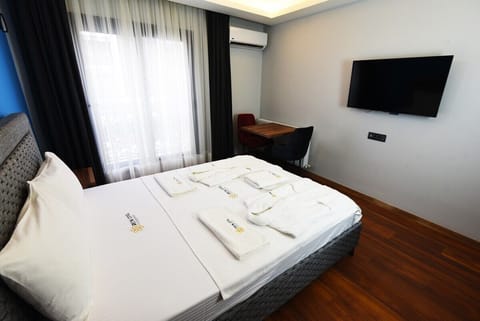 Standard Room, City View | Free WiFi