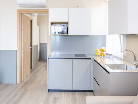 Water, Sky, Water Resources, Plant, World, Cloud, Tree, Urban Design, Watercourse, Body Of Water