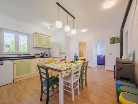 Cabinetry, Table, Window, Wood, Interior Design, House, Countertop, Sink, Flooring, Kitchen