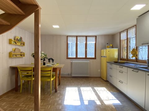 Furniture, Window, Cabinetry, Houseplant, Lighting, Wood, Interior Design, Drawer, Table