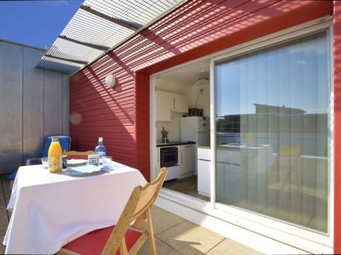 Table, Building, Furniture, Window, Chair, Tableware, Shade, Architecture, Door, Wood